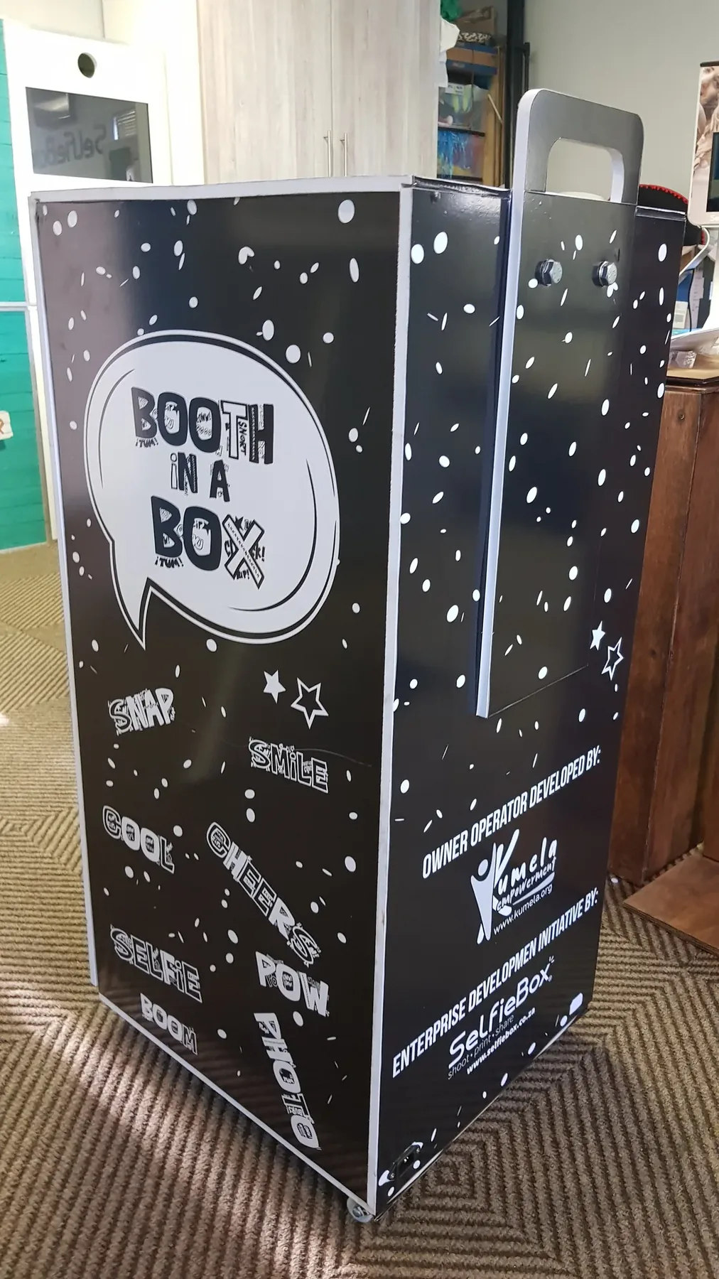 The original compact Booth-in-a-Box product viewed from the side