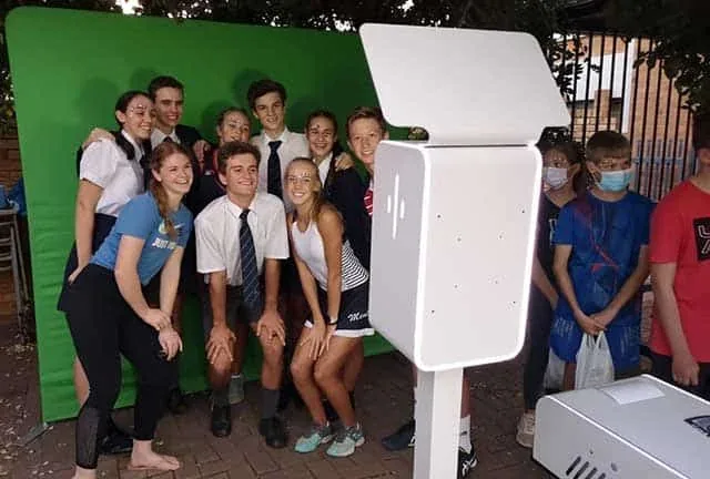 Menlopark HS Opedag met heerlike SelfieBox selfies!