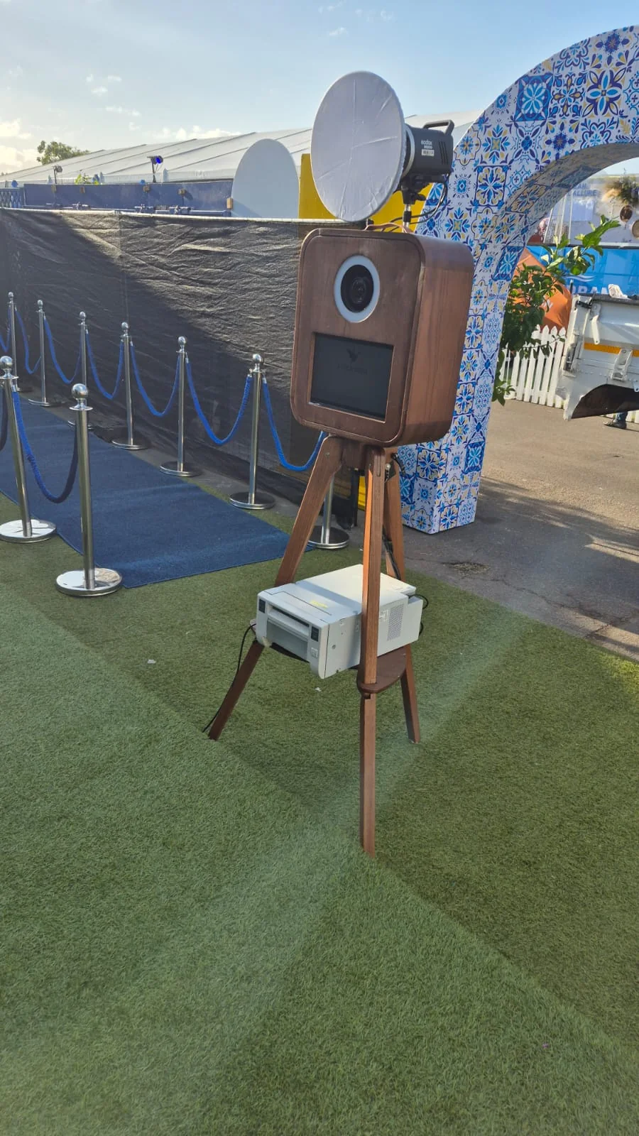 RetroBox setup for Graham Beck and Steenberg at the HollywoodBets Durban July in KwaZulu-Natal